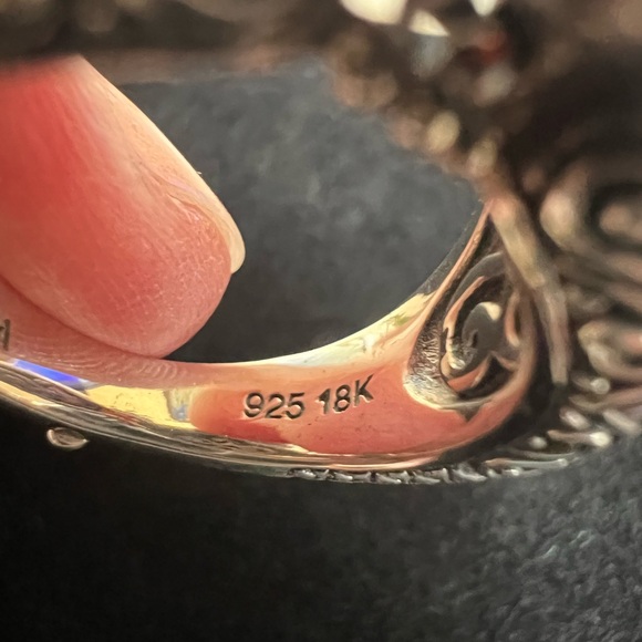 Regal Barbara Bixby Cushion Cut Garnet 925/18k Gold Ring - Picture 10 of 15